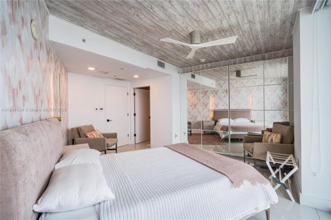 Condominio en alquiler en Miami Beach, Florida, 3 dormitorios, 114.27 m2 № 1939756 - foto 30