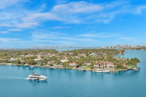 Condominio en alquiler en Miami Beach, Florida, 3 dormitorios, 114.27 m2 № 1939756 - foto 8