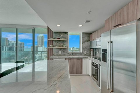 Condominio en alquiler en Miami Beach, Florida, 3 dormitorios, 114.27 m2 № 1939756 - foto 9