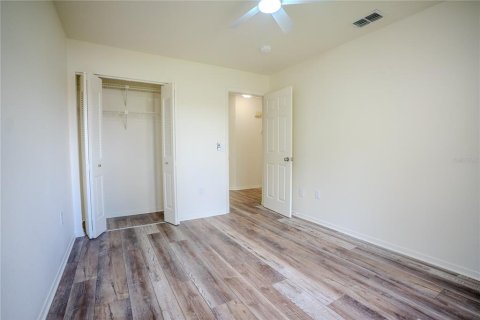 House in Winter Haven, Florida 3 bedrooms, 147.53 sq.m. № 2425963 - photo 17