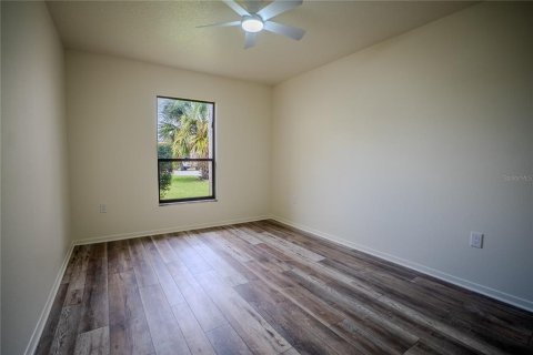 House in Winter Haven, Florida 3 bedrooms, 147.53 sq.m. № 2425963 - photo 16