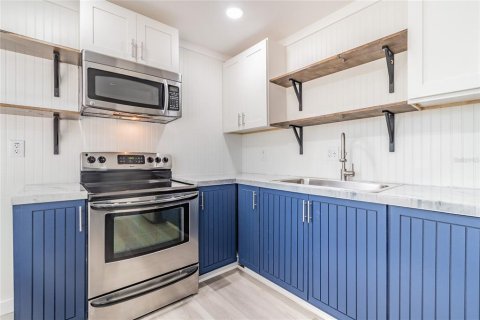 Apartment in Saint Petersburg, Florida 1 bedroom, 53.51 sq.m. № 1784871 - photo 2