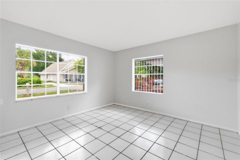 House in Tampa, Florida 5 bedrooms, 156.63 sq.m. № 2235479 - photo 13