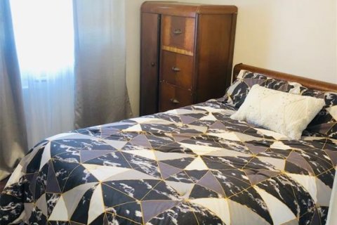 Снять в аренду квартиру в Сент-Питерсберг, Флорида 3 спальни, 51.1м2, № 1526145 - фото 9