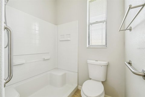 Casa en alquiler en Poinciana, Florida, 2 dormitorios, 138.89 m2 № 1669812 - foto 21