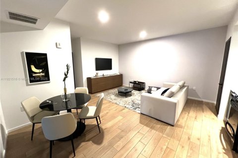 Copropriété à vendre à Miami, Floride: 1 chambre, 52.03 m2 № 2082742 - photo 10