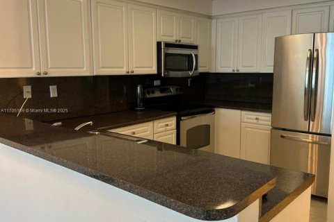 Condominio en venta en Hollywood, Florida, 54.81 m2 № 1937734 - foto 7