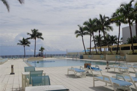 Copropriété à vendre à Hollywood, Floride: 54.81 m2 № 1937734 - photo 28