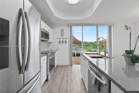Touwnhouse à louer à Pembroke Pines, Floride: 2 chambres, 108.7 m2 № 2168194 - photo 6
