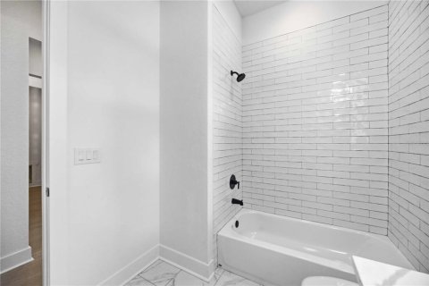 Villa ou maison à vendre à Port Charlotte, Floride: 3 chambres, 135.92 m2 № 2220736 - photo 19