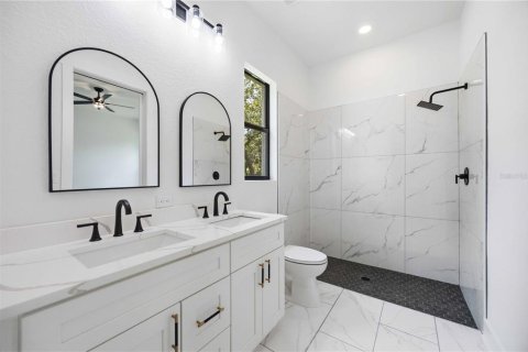 Villa ou maison à vendre à Port Charlotte, Floride: 3 chambres, 135.92 m2 № 2220736 - photo 13