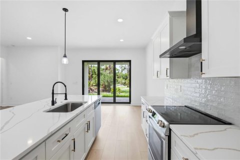 Villa ou maison à vendre à Port Charlotte, Floride: 3 chambres, 135.92 m2 № 2220736 - photo 7