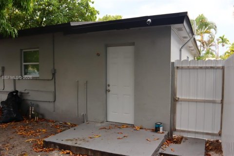House in Fort Lauderdale, Florida 3 bedrooms, 114.92 sq.m. № 2052984 - photo 8