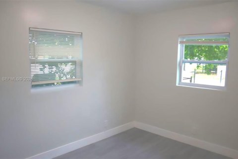 House in Fort Lauderdale, Florida 3 bedrooms, 114.92 sq.m. № 2052984 - photo 16