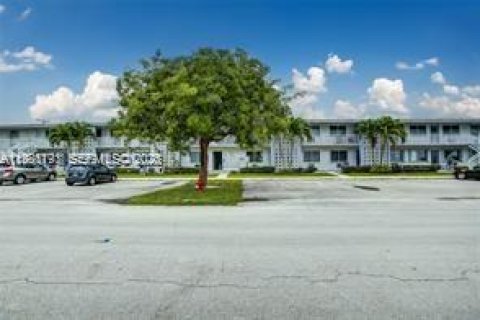 Condo in Fort Lauderdale, Florida, 1 bedroom  № 2043150 - photo 6