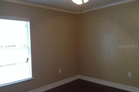 Villa ou maison à louer à Orlando, Floride: 3 chambres, 123.93 m2 № 2287655 - photo 8