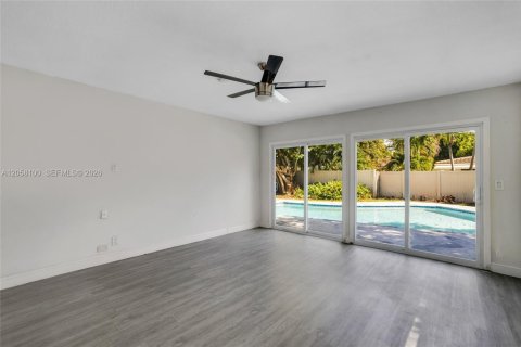 Villa ou maison à vendre à Pompano Beach, Floride: 4 chambres, 166.48 m2 № 2279502 - photo 22