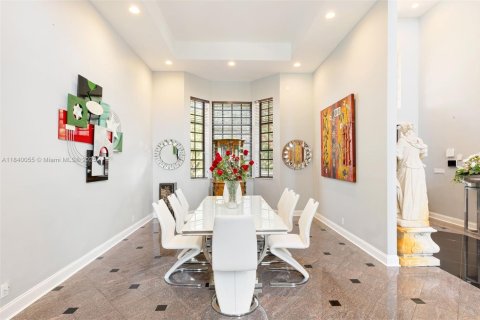 House in Coral Springs, Florida 6 bedrooms, 608.32 sq.m. № 1926010 - photo 30