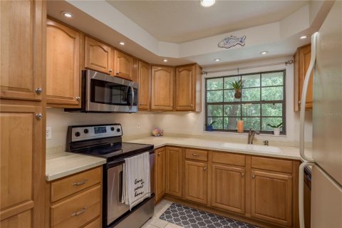 Condo in Safety Harbor, Florida, 2 bedrooms  № 1781420 - photo 12