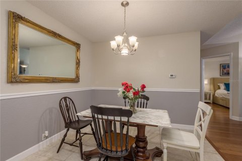 Condo in Safety Harbor, Florida, 2 bedrooms  № 1781420 - photo 11