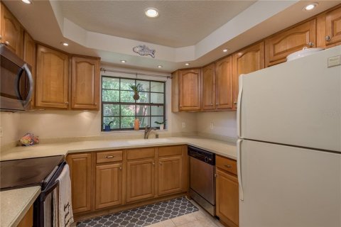 Condo in Safety Harbor, Florida, 2 bedrooms  № 1781420 - photo 13