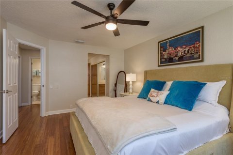 Condo in Safety Harbor, Florida, 2 bedrooms  № 1781420 - photo 16