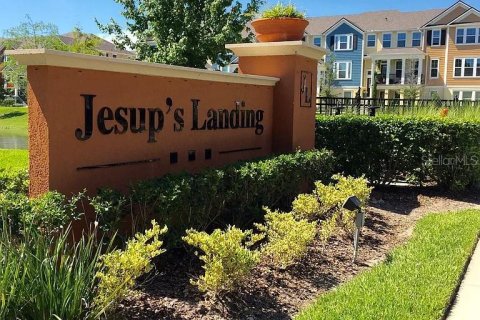 Townhouse in Winter Springs, Florida 3 bedrooms, 143.53 sq.m. № 2402734 - photo 11