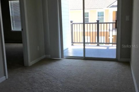 Townhouse in Winter Springs, Florida 3 bedrooms, 143.53 sq.m. № 2402734 - photo 8
