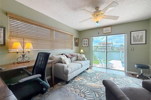 Villa ou maison à vendre à Treasure Island, Floride: 3 chambres, 206.06 m2 № 1805088 - photo 20