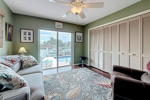 Villa ou maison à vendre à Treasure Island, Floride: 3 chambres, 206.06 m2 № 1805088 - photo 21