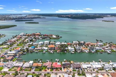 Villa ou maison à vendre à Treasure Island, Floride: 3 chambres, 206.06 m2 № 1805088 - photo 4