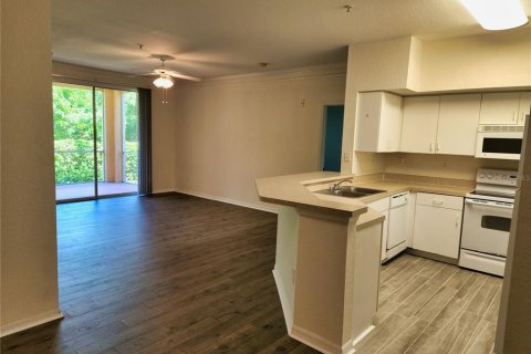 Condo in Sarasota, Florida, 2 bedrooms  № 1913991 - photo 26