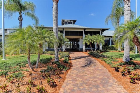 Condo in Bradenton, Florida, 3 bedrooms № 2393857 - photo 13