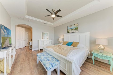 Condo in Bradenton, Florida, 3 bedrooms № 2393857 - photo 15