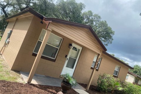 Casa en alquiler en Apopka, Florida, 3 dormitorios, 82.5 m2 № 1883166 - foto 2