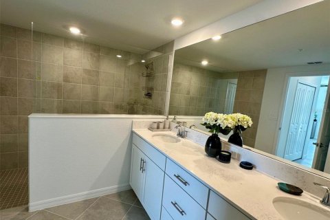 Condominio en alquiler en Venice, Florida, 3 dormitorios, 165.37 m2 № 1747626 - foto 13