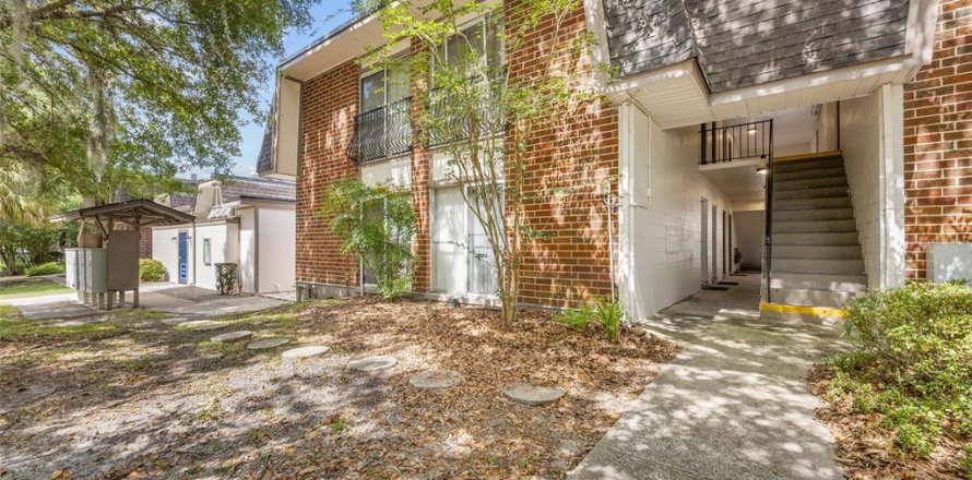 Condo in Gainesville, Florida, 2 bedrooms  № 1804020