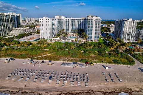 Condominio en venta en Miami Beach, Florida, 3 dormitorios, 230.4 m2 № 1855315 - foto 29