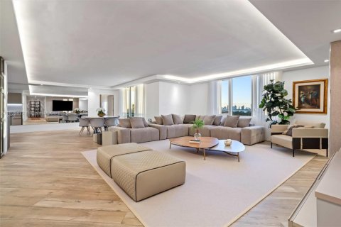 Condominio en venta en Miami Beach, Florida, 3 dormitorios, 230.4 m2 № 1855315 - foto 4