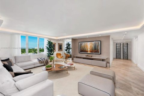 Condominio en venta en Miami Beach, Florida, 3 dormitorios, 230.4 m2 № 1855315 - foto 3