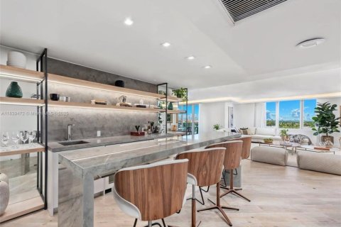Condominio en venta en Miami Beach, Florida, 3 dormitorios, 230.4 m2 № 1855315 - foto 9