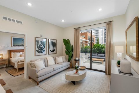House in North Miami Beach, Florida 1 bedroom № 2040980 - photo 2