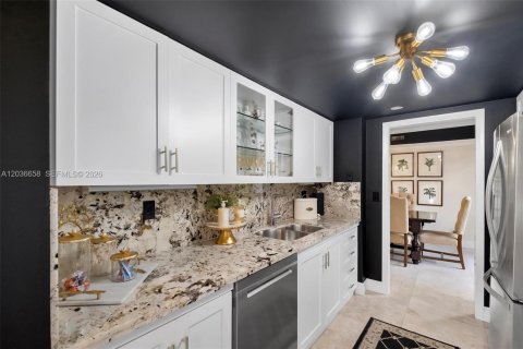 Condominio en venta en Miami, Florida, 2 dormitorios, 142.88 m2 № 2254633 - foto 19