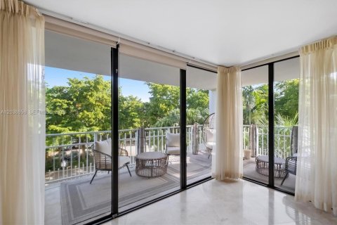 Condominio en venta en Miami, Florida, 2 dormitorios, 142.88 m2 № 2254633 - foto 9