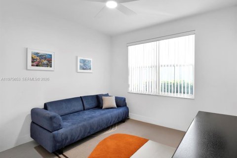 House in Weston, Florida 5 bedrooms, 230.58 sq.m. № 2041731 - photo 21