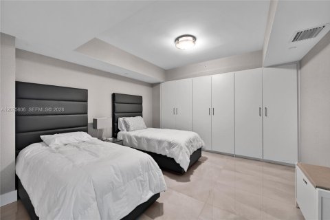 Condo in Aventura, Florida, 4 bedrooms  № 2339929 - photo 20