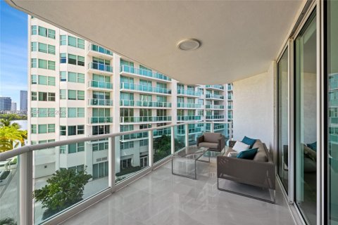 Condo in Aventura, Florida, 4 bedrooms  № 2339929 - photo 14