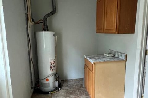 House in Gainesville, Florida 4 bedrooms, 197.32 sq.m. № 1894905 - photo 17