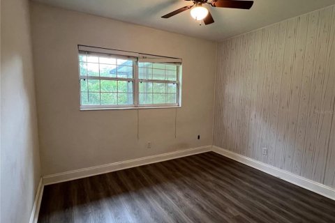 House in Gainesville, Florida 4 bedrooms, 197.32 sq.m. № 1894905 - photo 15