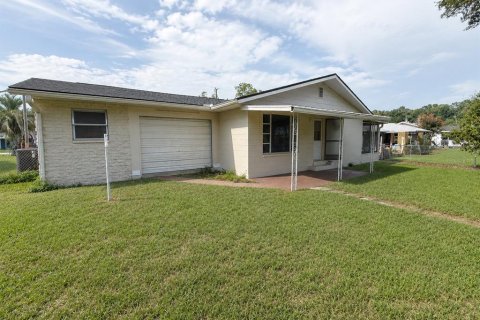 Villa ou maison à vendre à Dunnellon, Floride: 2 chambres, 106.37 m2 № 2259259 - photo 21